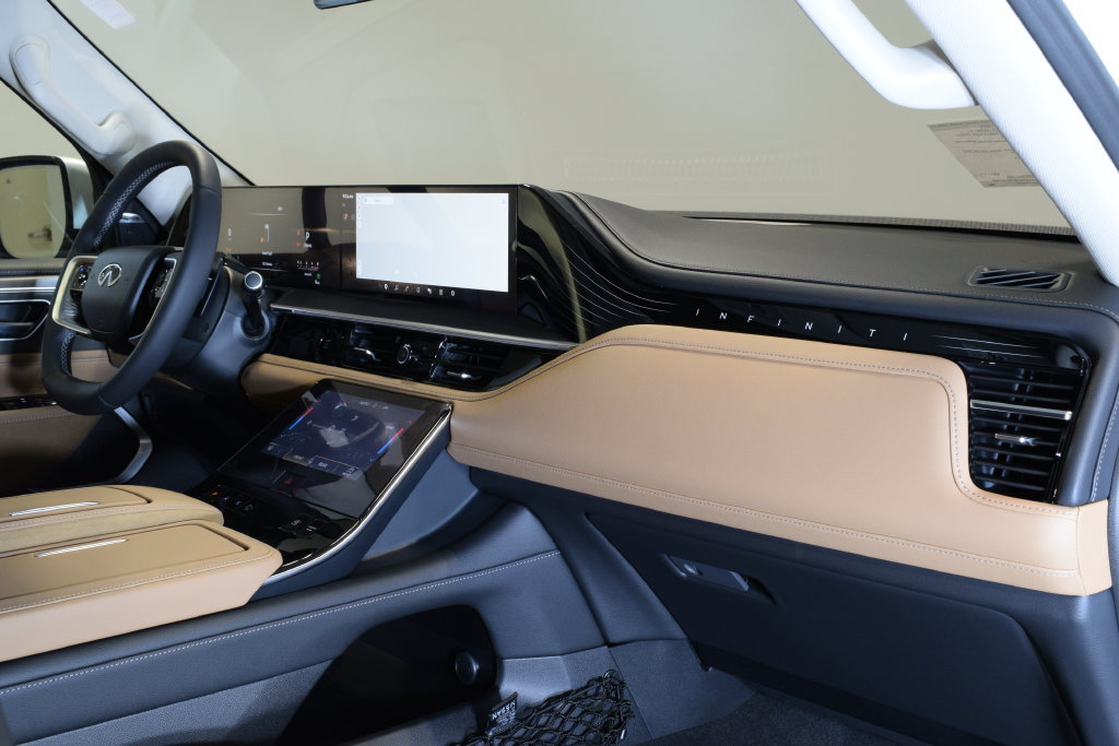 New 2027 INFINITI QX80 Luxe w/ Cargo Package AWD/4WD image 17