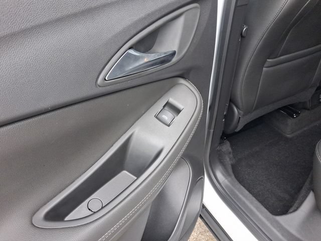 Used 2025 Buick Encore GX Preferred w/ Comfort Package FWD image 10
