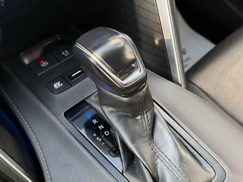 Used 2021 Toyota Venza XLE w/ Softex Package image 26