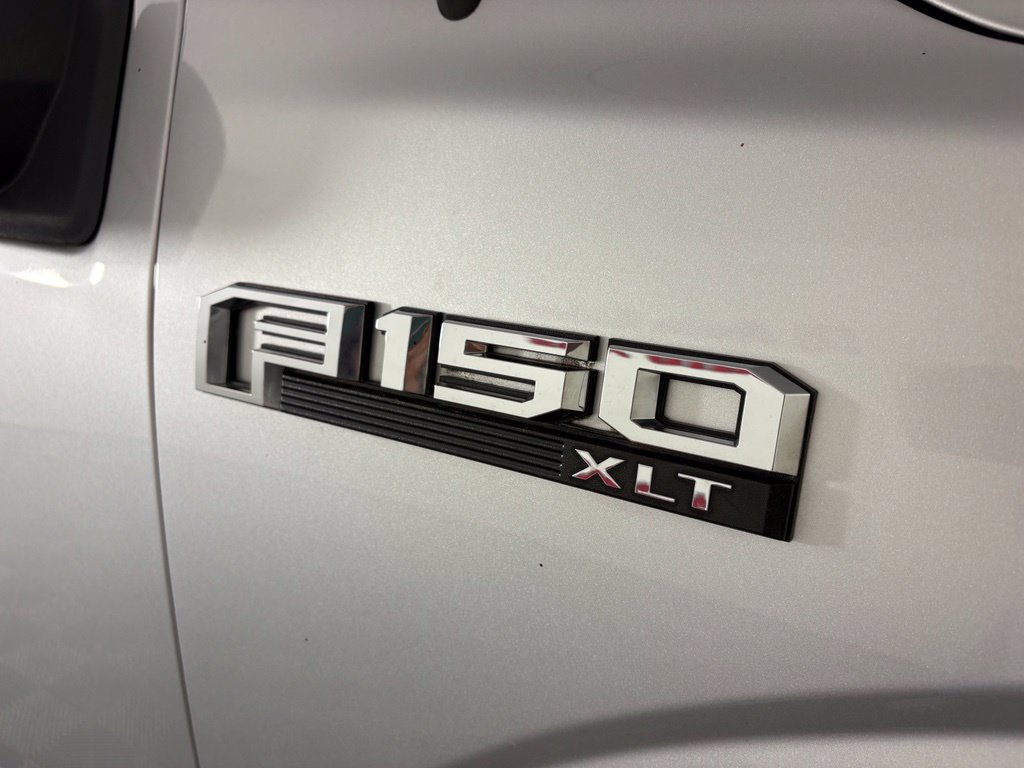 Used 2019 Ford F150 XLT w/ Equipment Group 302A Luxury AWD/4WD image 12