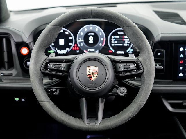 Certified 2025 Porsche Cayenne GTS image 13