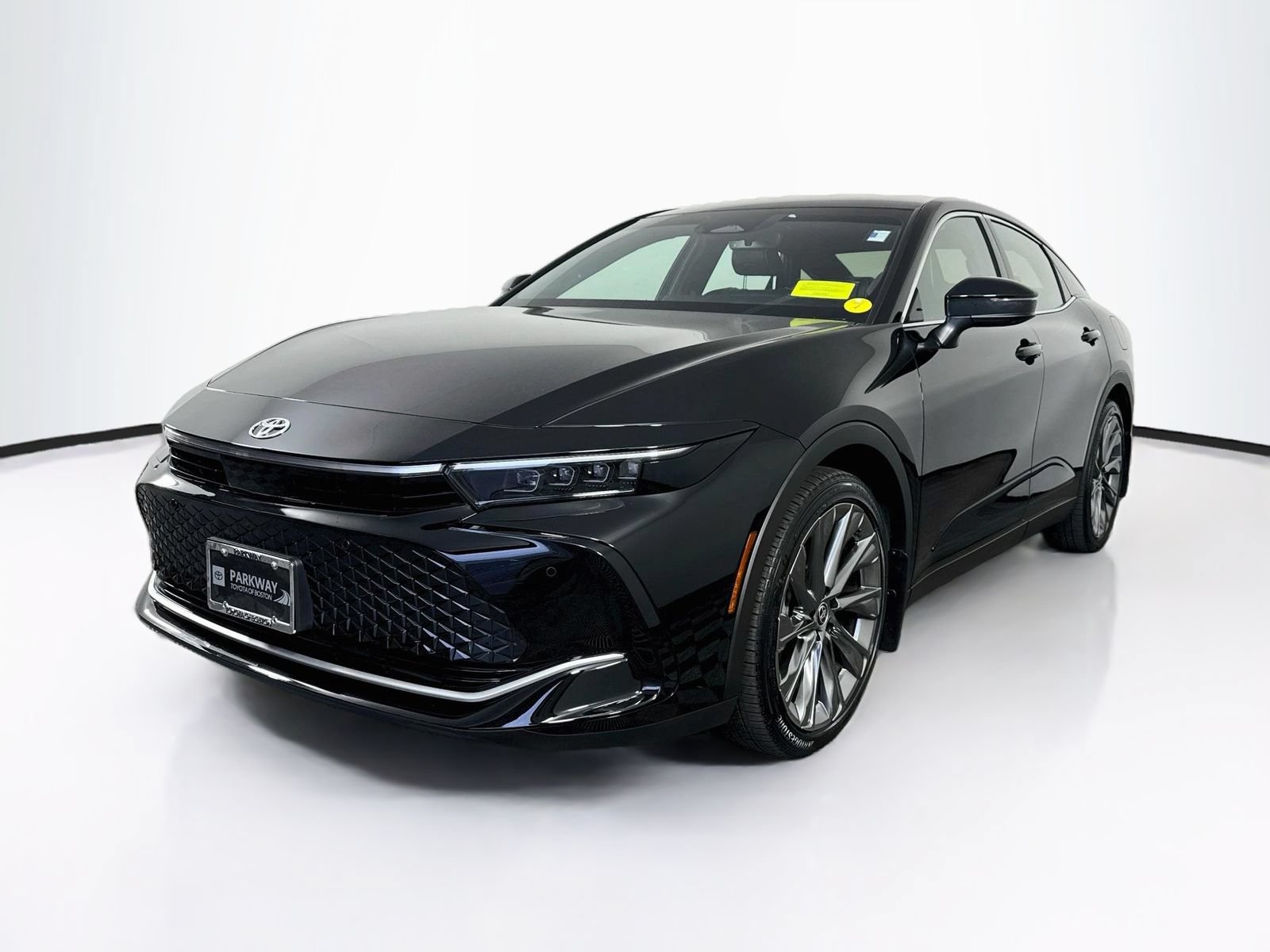 Certified 2025 Toyota Crown w/ Advanced Technology Package AWD/4WD image 3