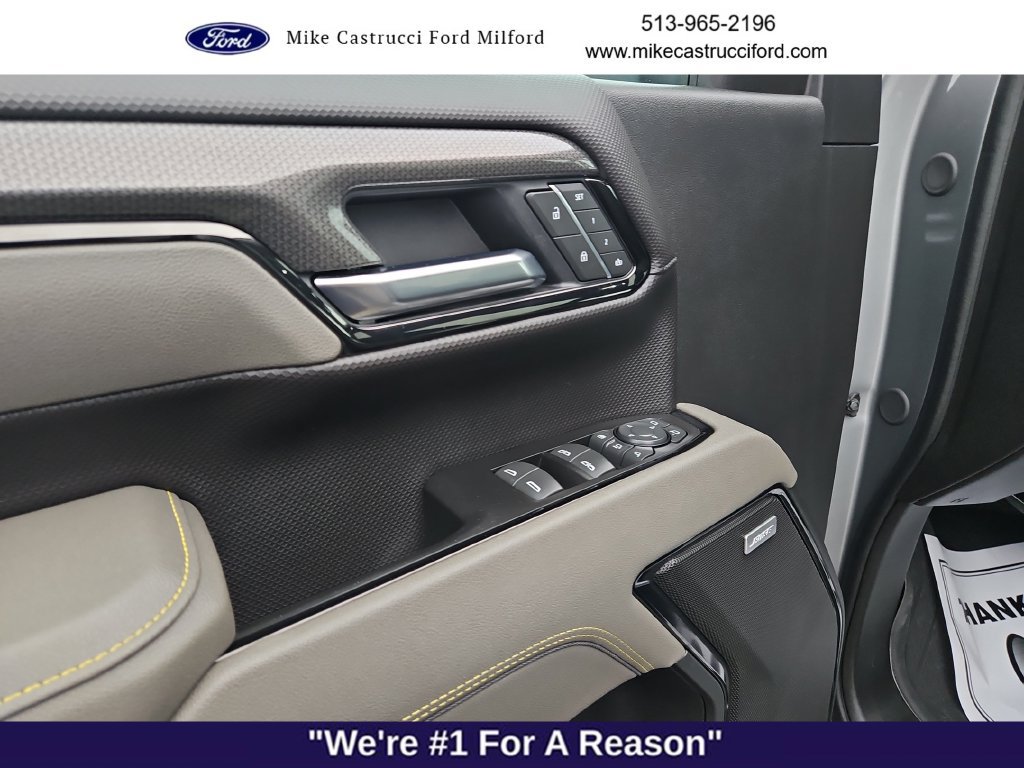 Used 2025 Chevrolet Silverado 2500 ZR2 w/ Technology Package AWD/4WD image 21