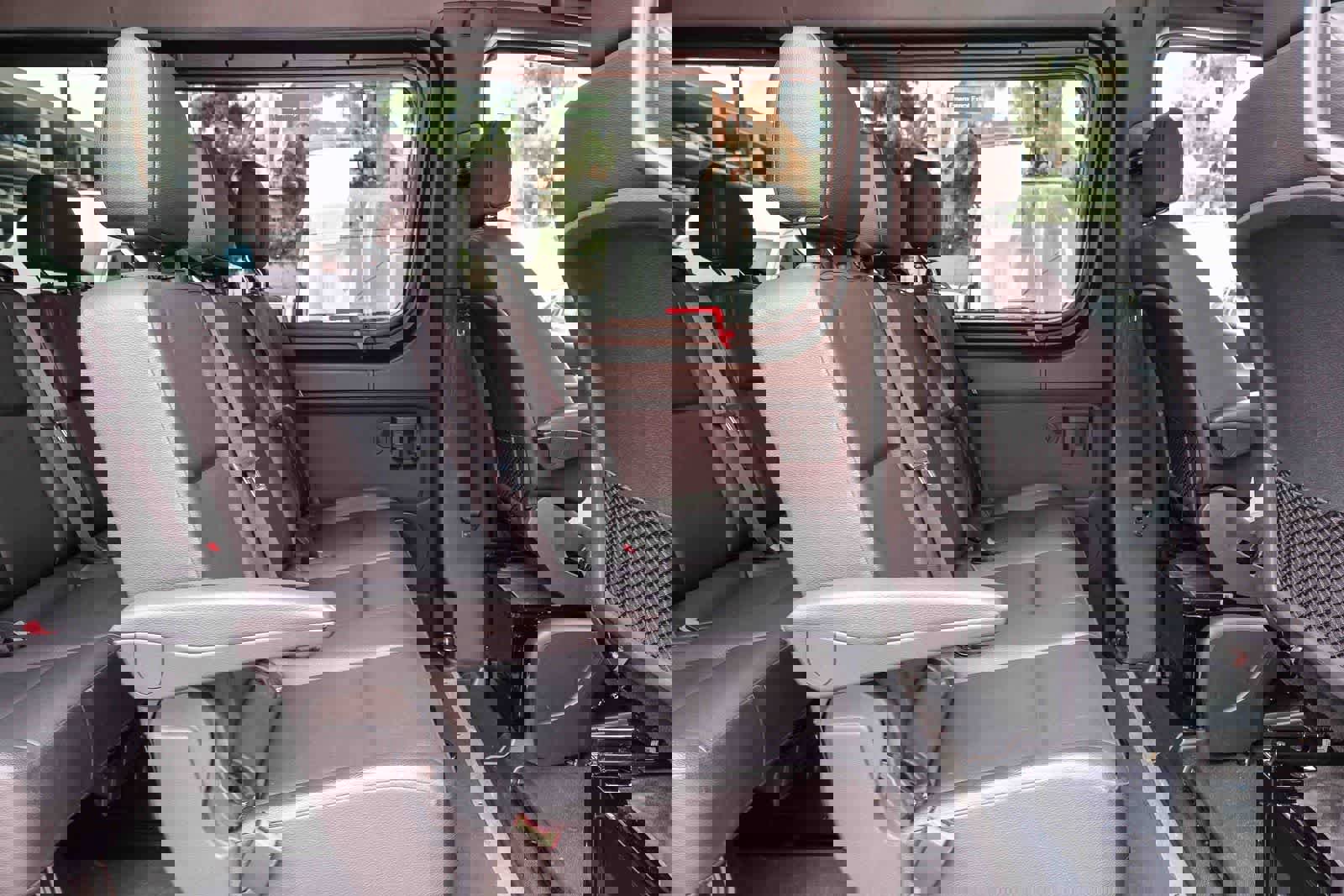 Used 2022 Mercedes-Benz Sprinter 2500 image 26