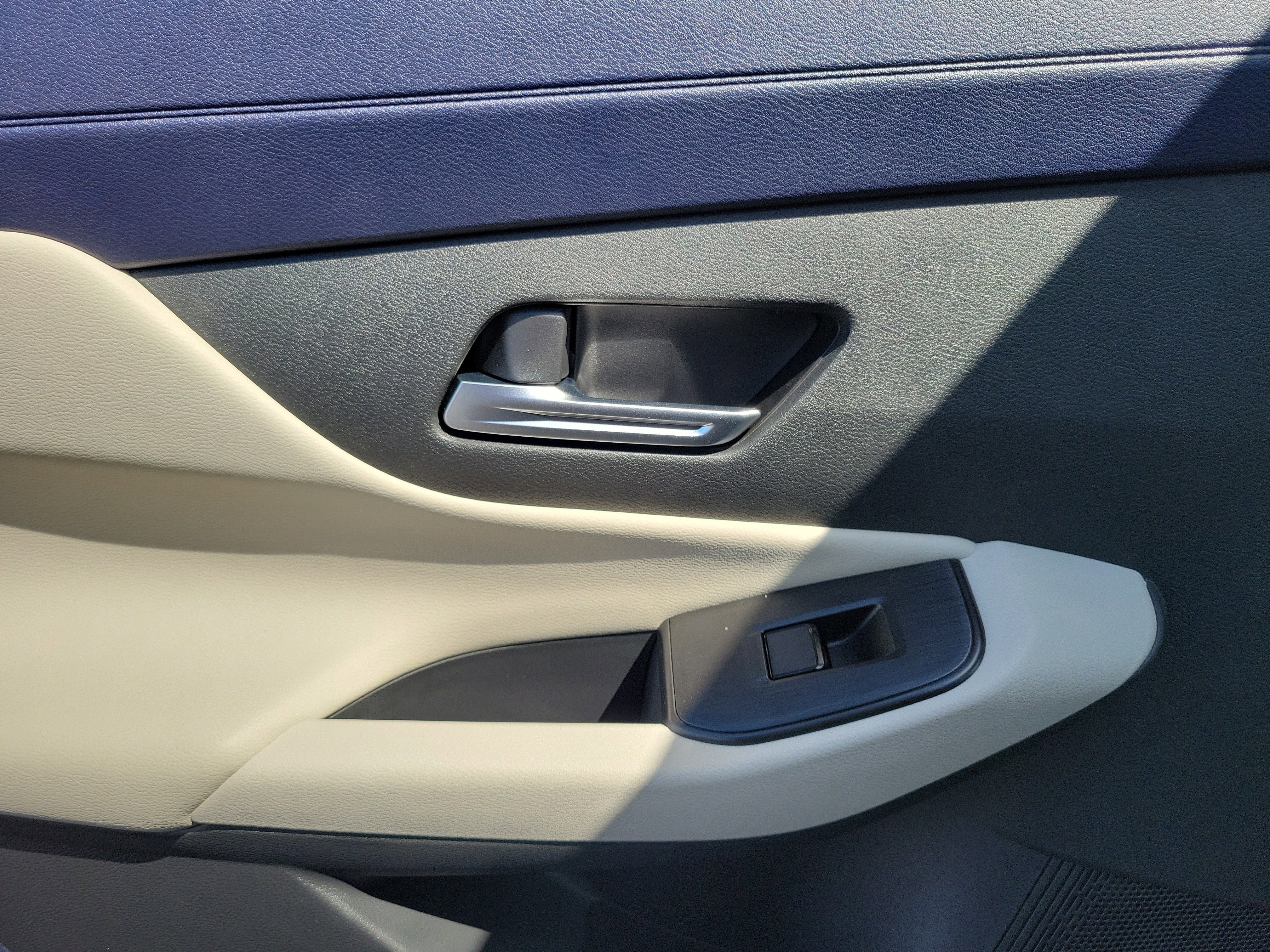 New 2026 Nissan Sentra SL w/ Floor Mat Package FWD image 12