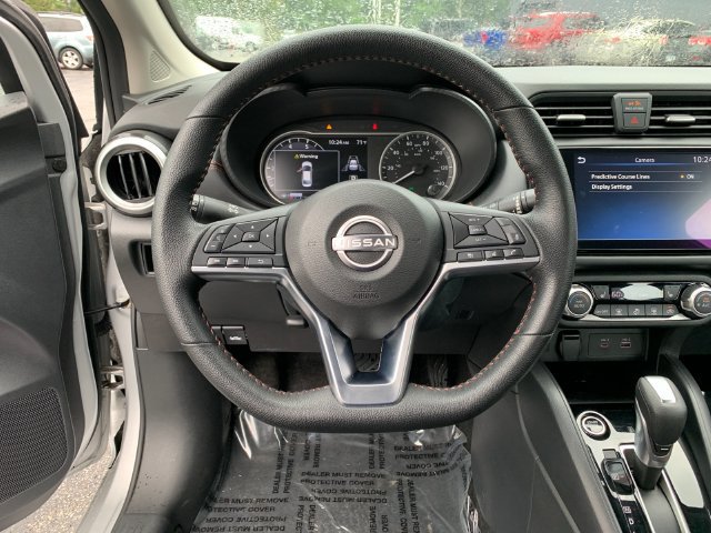 Used 2025 Nissan Versa SR w/ Trunk Package FWD image 24