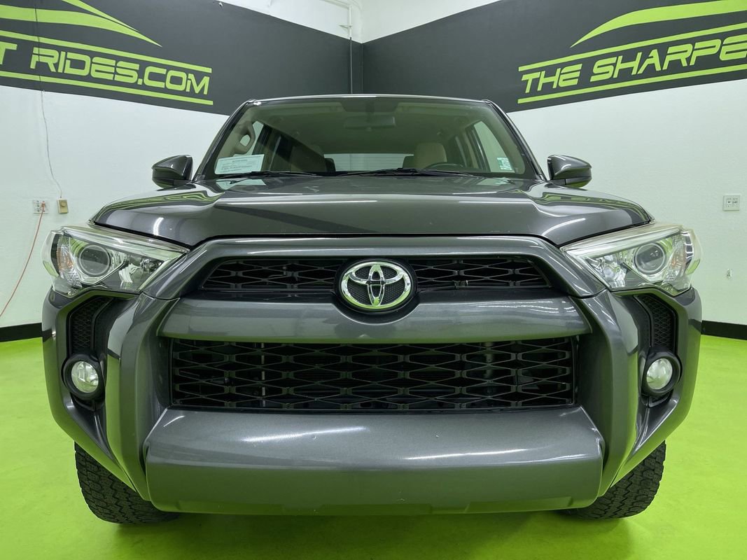 Used 2016 Toyota 4Runner SR5 image 3