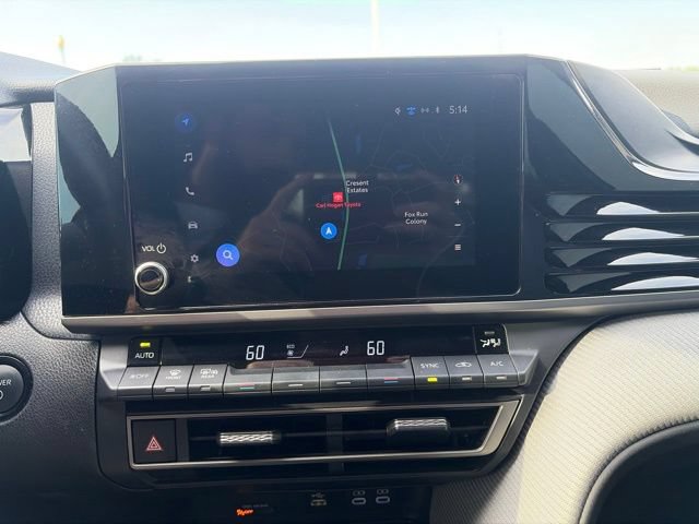 Used 2025 Toyota Camry SE w/ Convenience Package FWD image 20