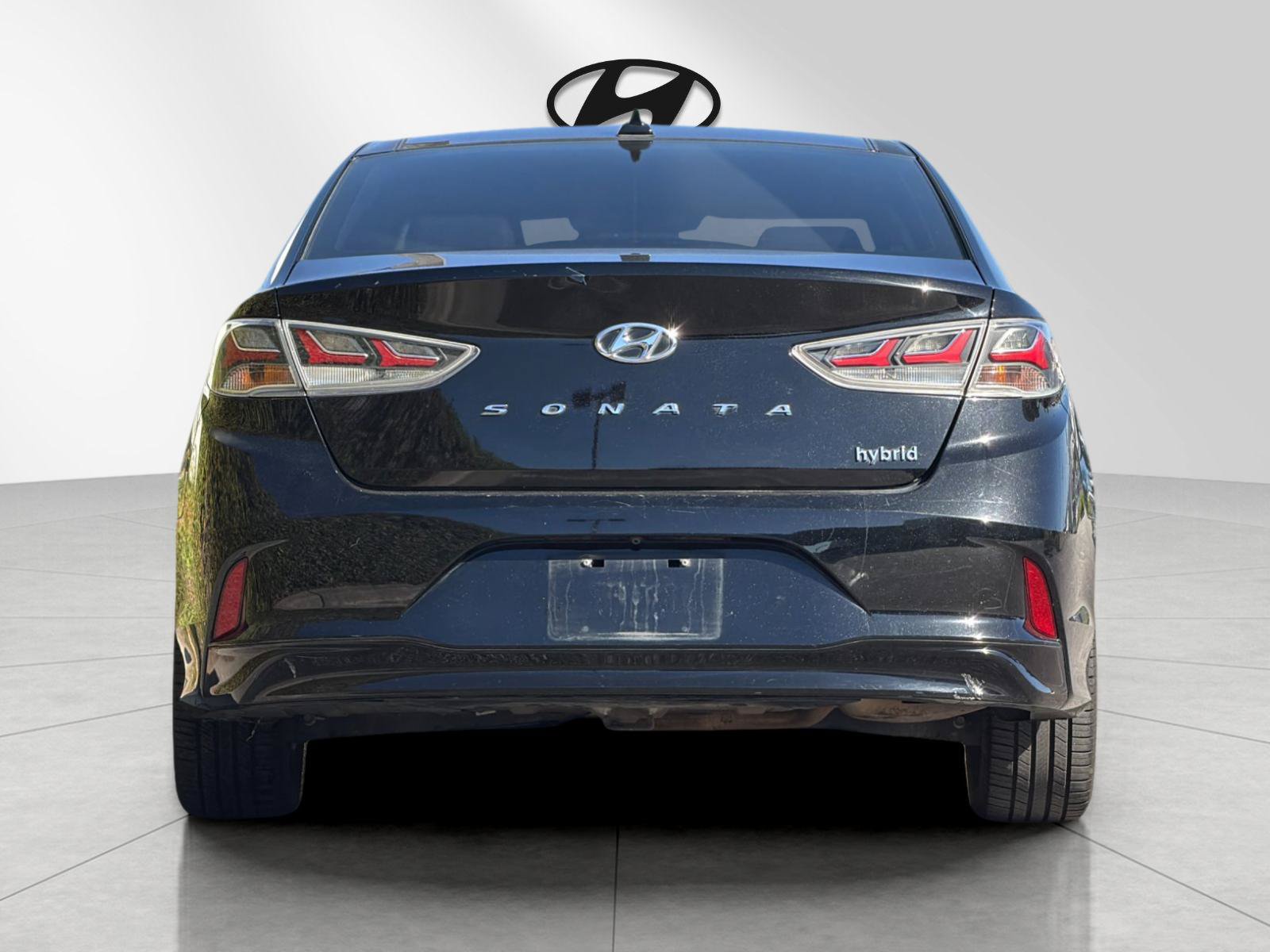 Used 2019 Hyundai Sonata Limited FWD image 4