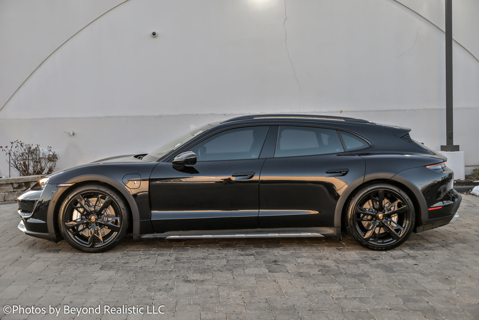 Used 2024 Porsche Taycan Turbo image 4