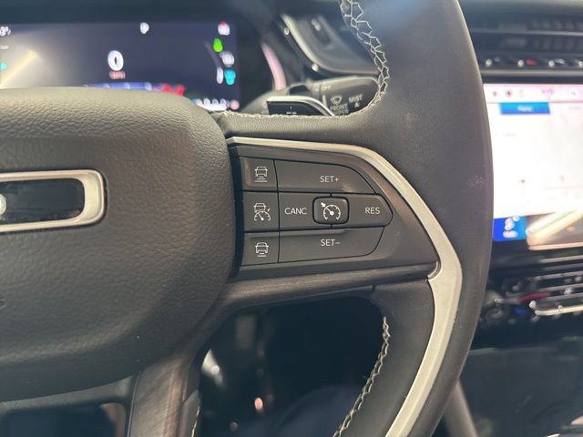 Used 2023 Jeep Grand Cherokee 4WD 4xe image 36