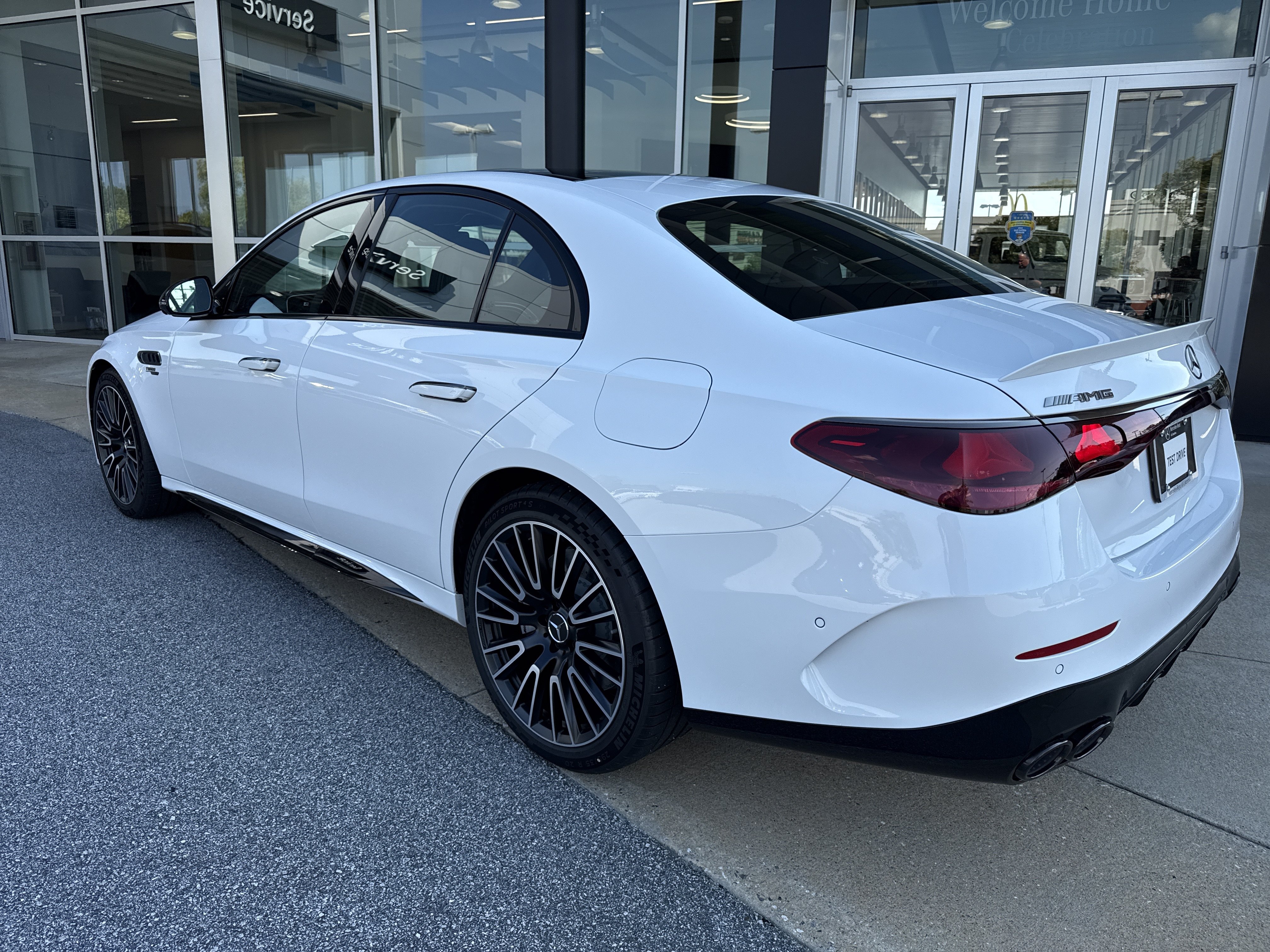 New 2027 Mercedes-Benz E 53 AMG e 4MATIC Sedan image 8
