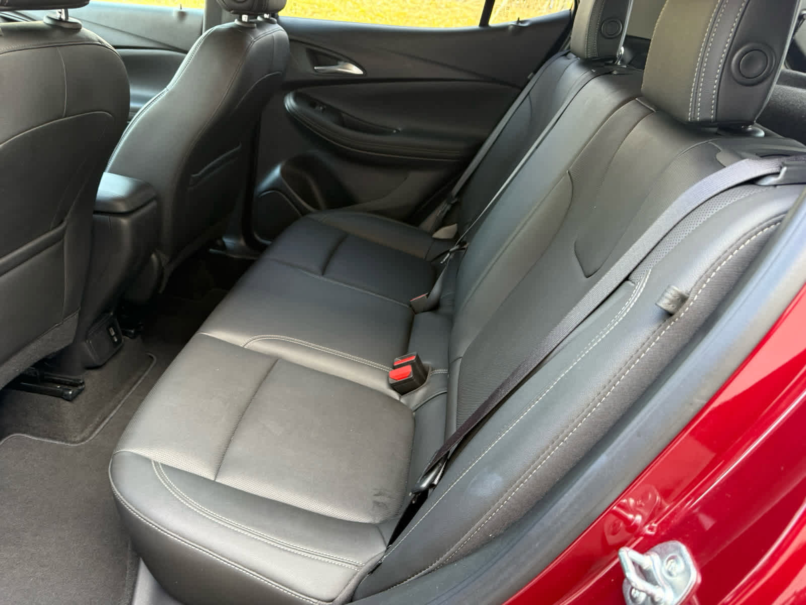 Used 2024 Buick Encore GX Sport Touring image 5