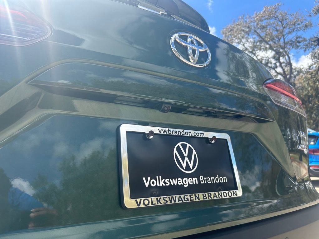Used 2022 Toyota Corolla Cross XLE w/ Convenience Package AWD/4WD image 44