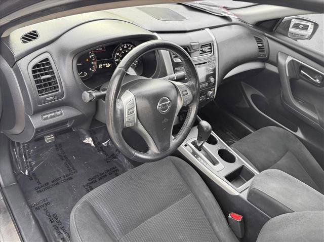 Used 2015 Nissan Altima 2.5 SV image 10