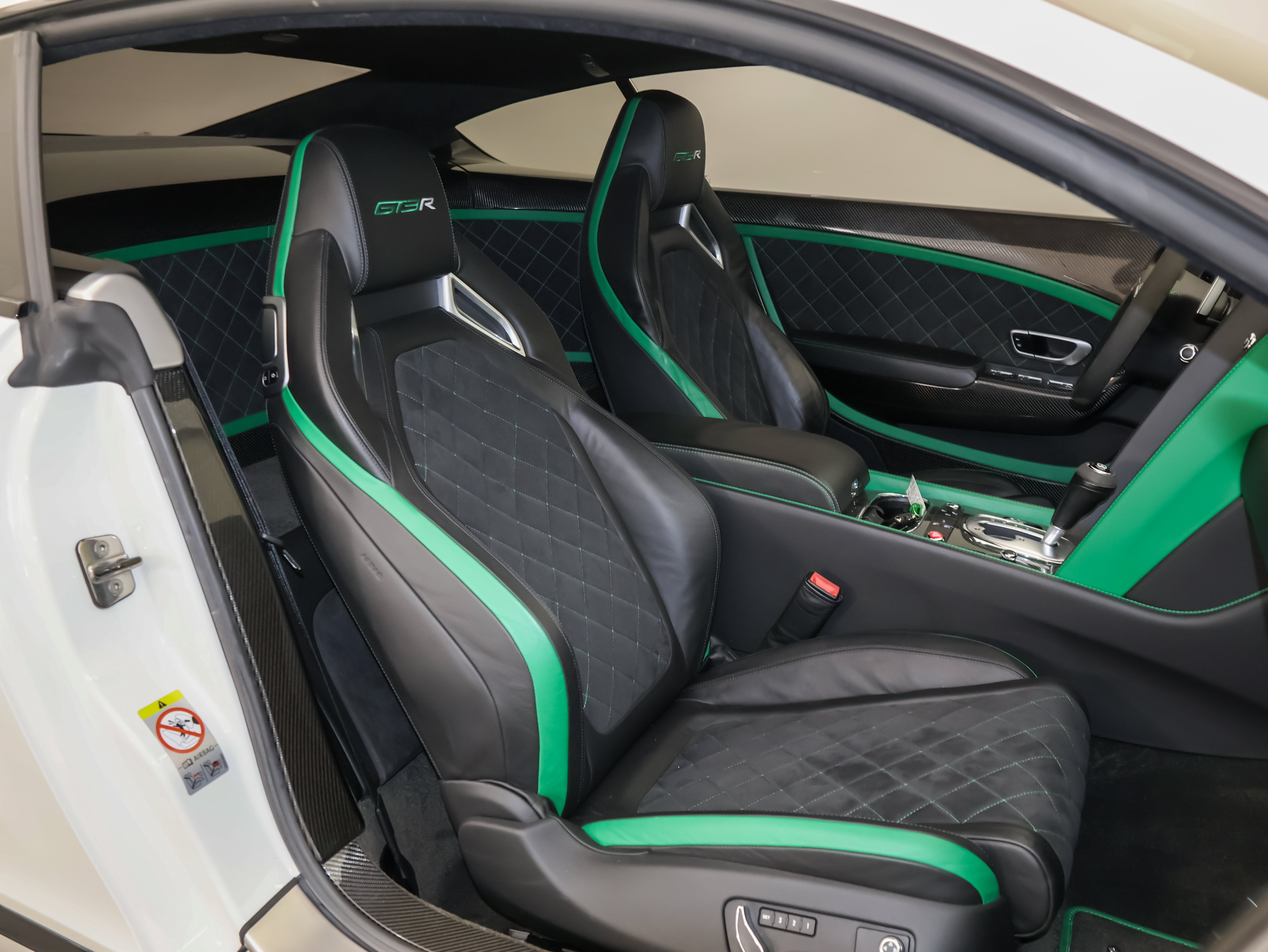 Used 2015 Bentley Continental GT3-R AWD/4WD image 51