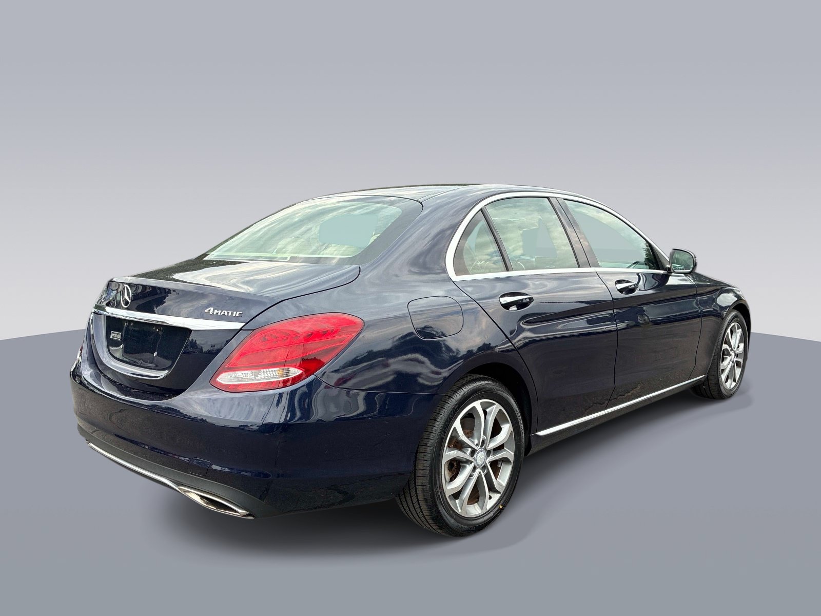 Used 2015 Mercedes-Benz C 300 4MATIC Sedan image 7