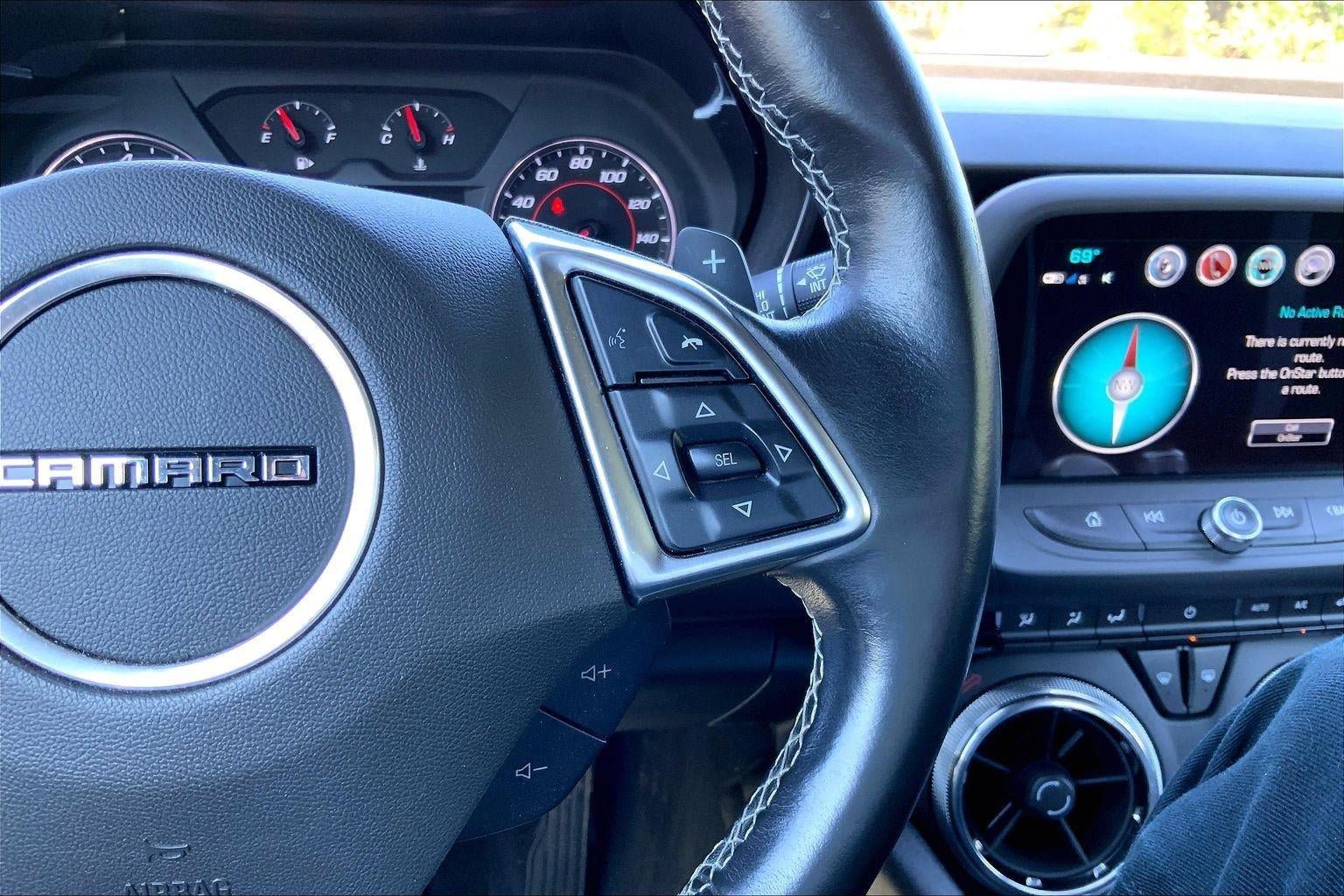 Used 2018 Chevrolet Camaro LT w/ Technology Package RWD image 17