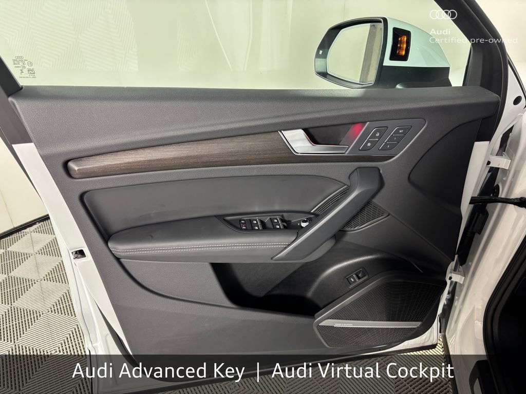 Certified 2025 Audi Q5 2.0T Premium Plus w/ Premium Plus Package AWD/4WD image 15