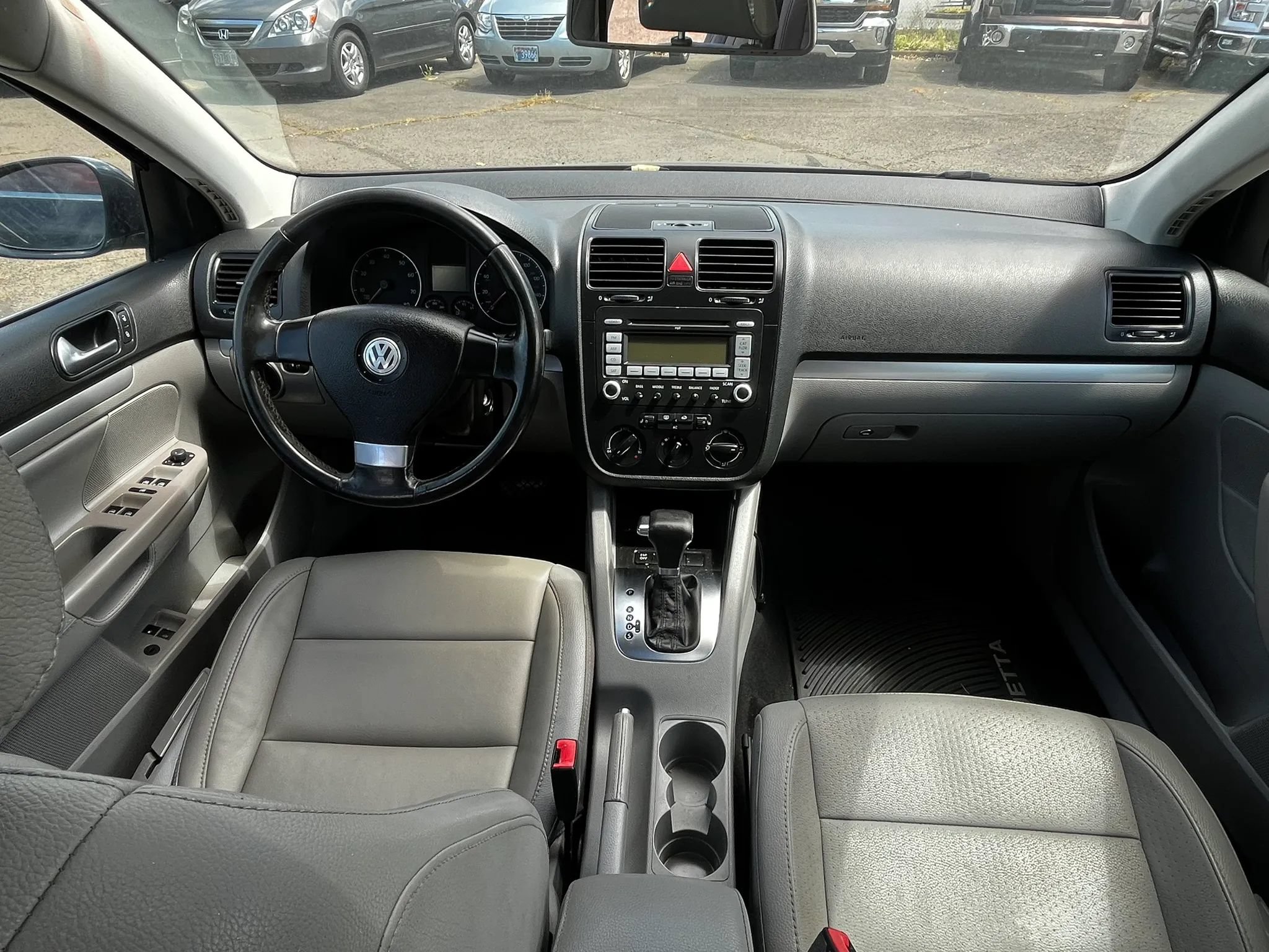 Used 2009 Volkswagen Jetta SE FWD image 13