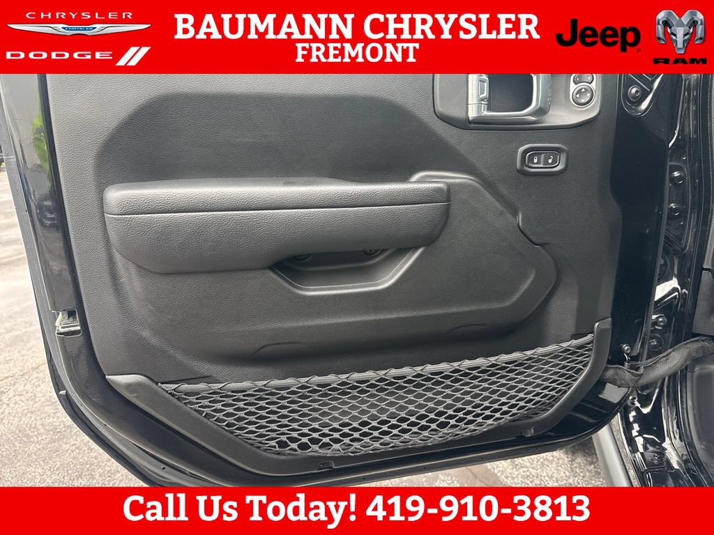 Used 2022 Jeep Gladiator Sport AWD/4WD image 15