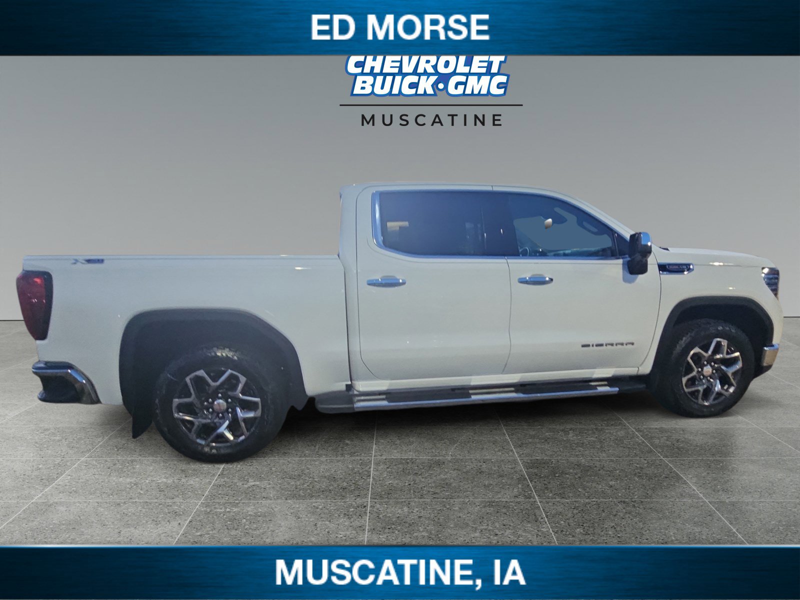 Used 2024 GMC Sierra 1500 SLT w/ SLT Premium Plus Package image 6