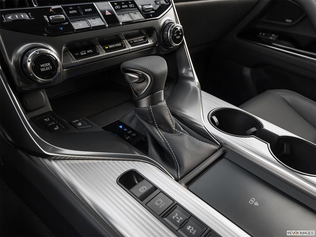 New 2025 Lexus LX 600 4WD w/ Accessory Package (2T) image 12