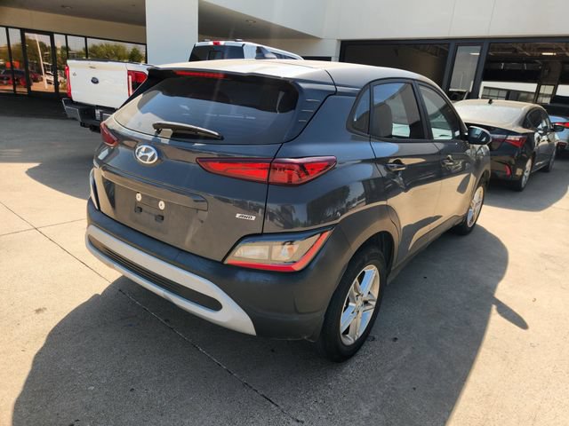Used 2023 Hyundai Kona SE w/ Cargo Package AWD/4WD image 6