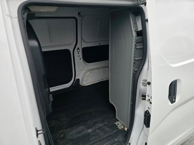 Used 2021 Nissan NV200 S FWD image 17