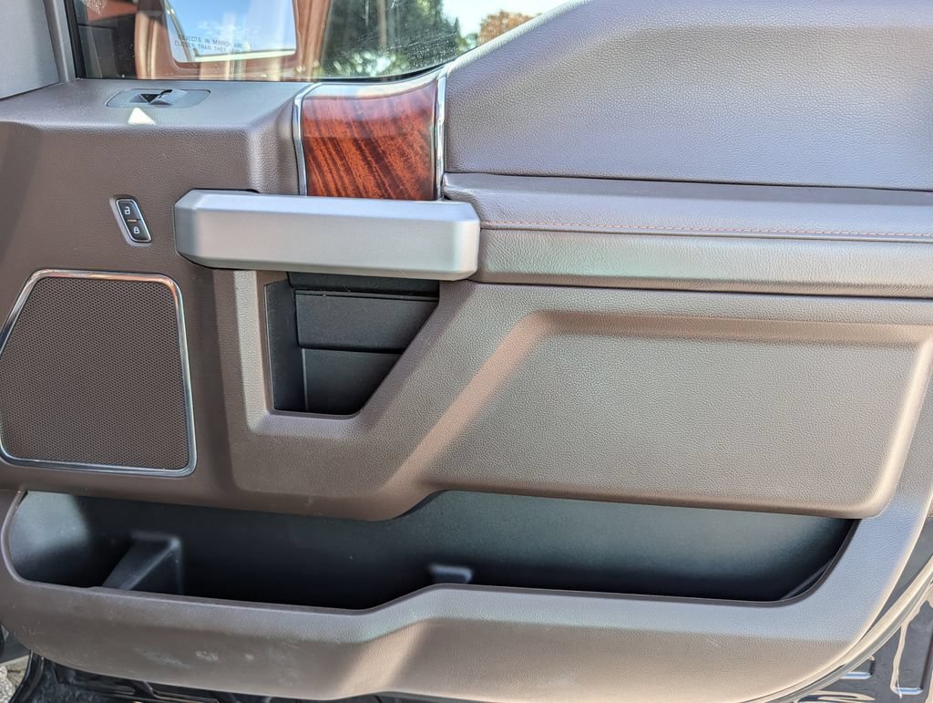Used 2019 Ford F150 King Ranch w/ Equipment Group 601A Luxury AWD/4WD image 36