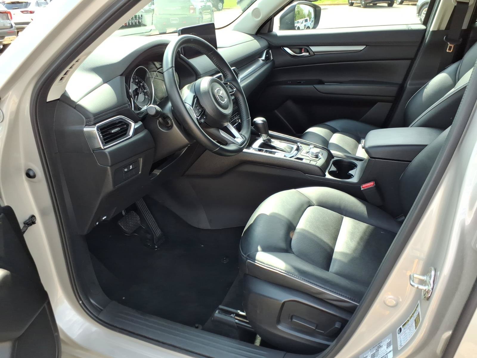 Used 2025 MAZDA CX-5 AWD 2.5 S w/ Select Package image 11