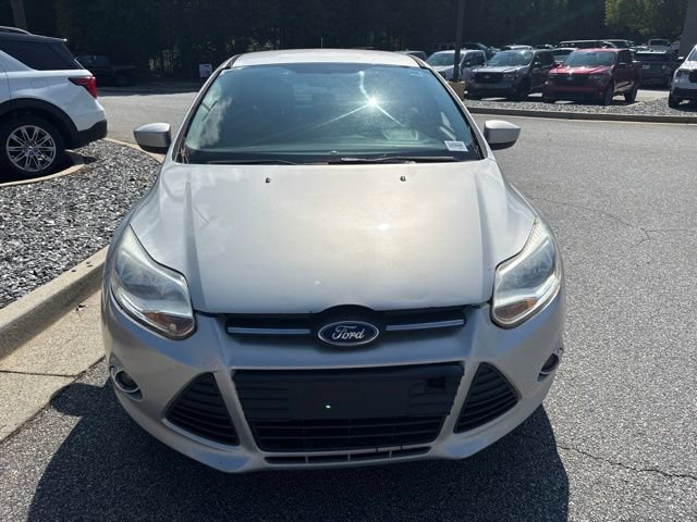 Used 2012 Ford Focus SE FWD image 3