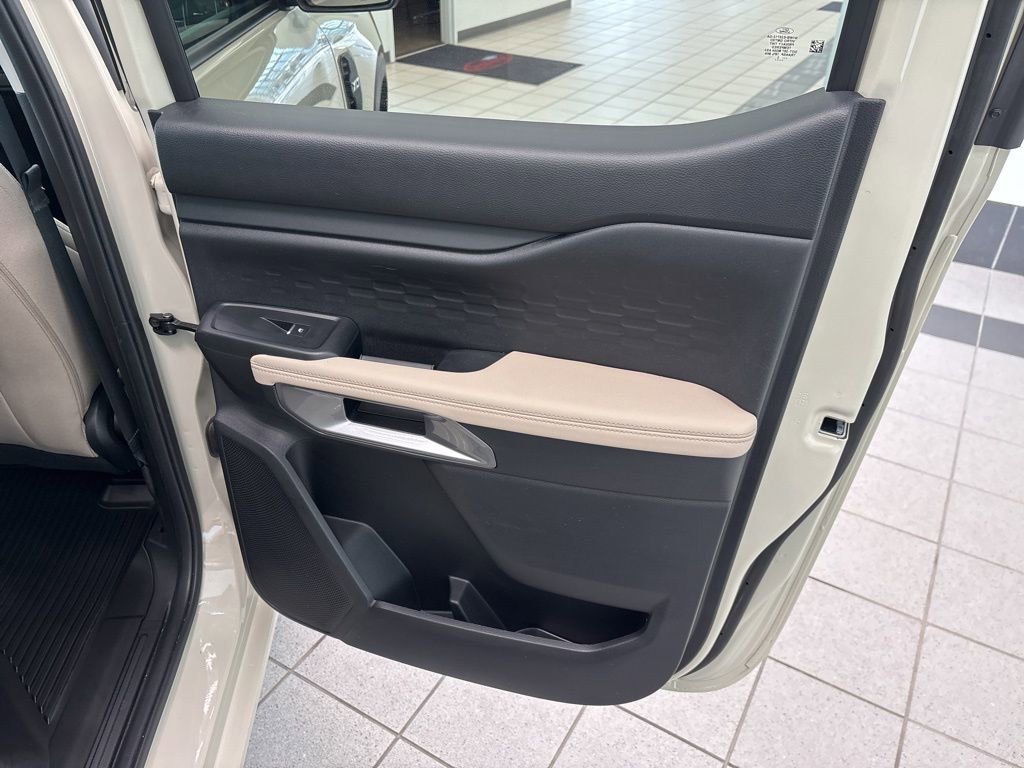 Used 2025 Ford Ranger XLT w/ FX4 Off-Road Package image 16