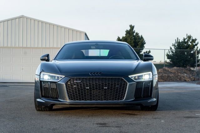 Used 2018 Audi R8 V10 plus image 2