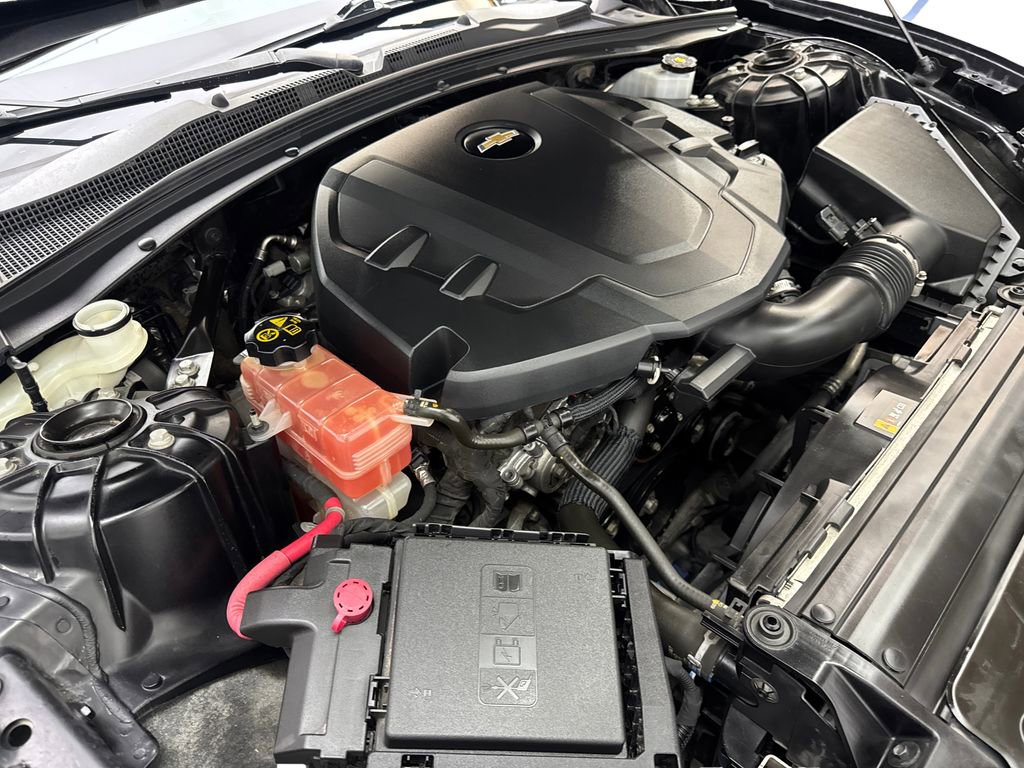 Used 2021 Chevrolet Camaro LT w/ Technology Package RWD image 69