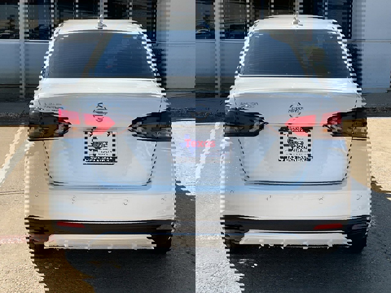 New 2025 Nissan Versa SV w/ Trunk Package image 6