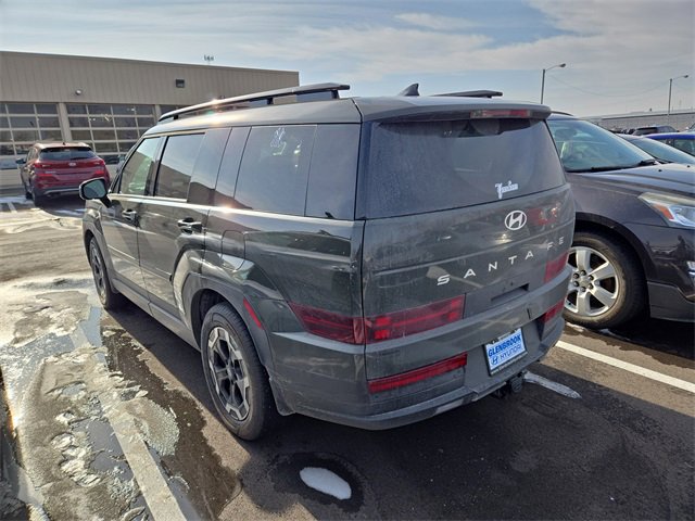 Used 2024 Hyundai Santa Fe SEL image 4