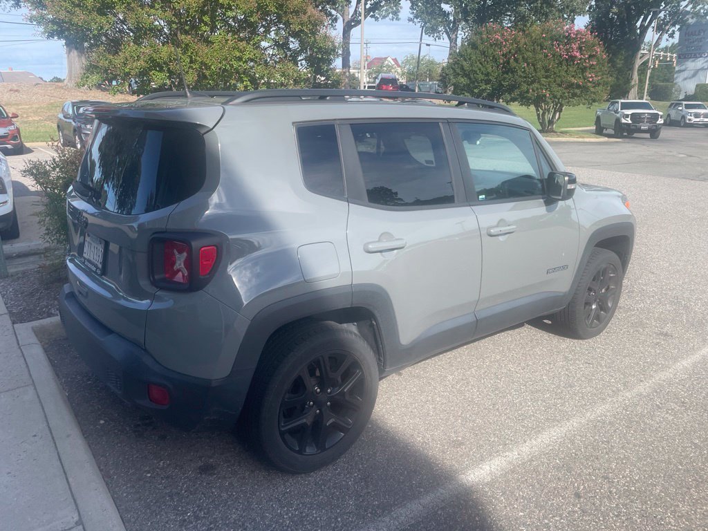 Used 2022 Jeep Renegade Altitude w/ Sun/Sound Group
