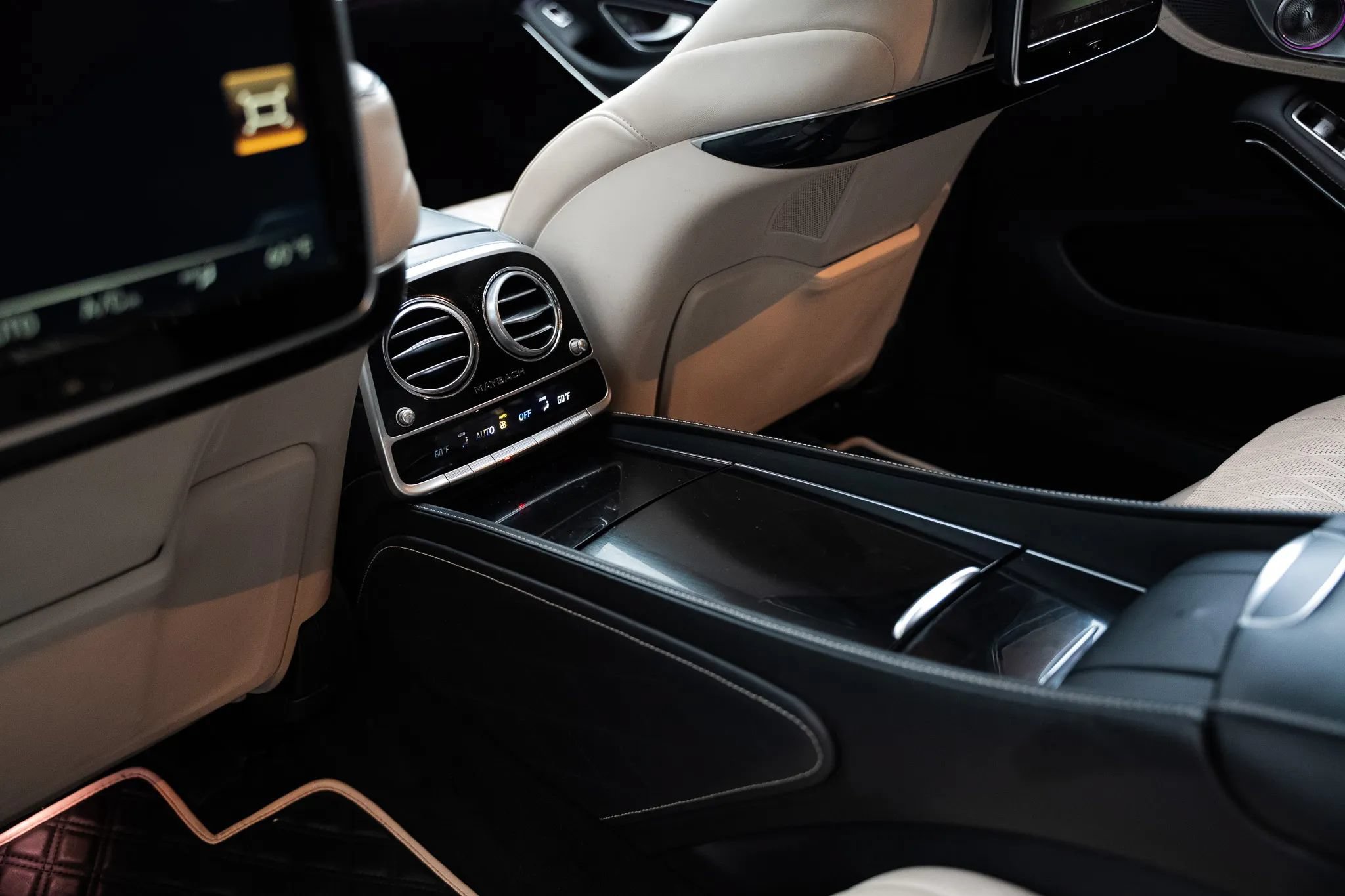 Used 2016 Mercedes-Benz Maybach S 600 image 36