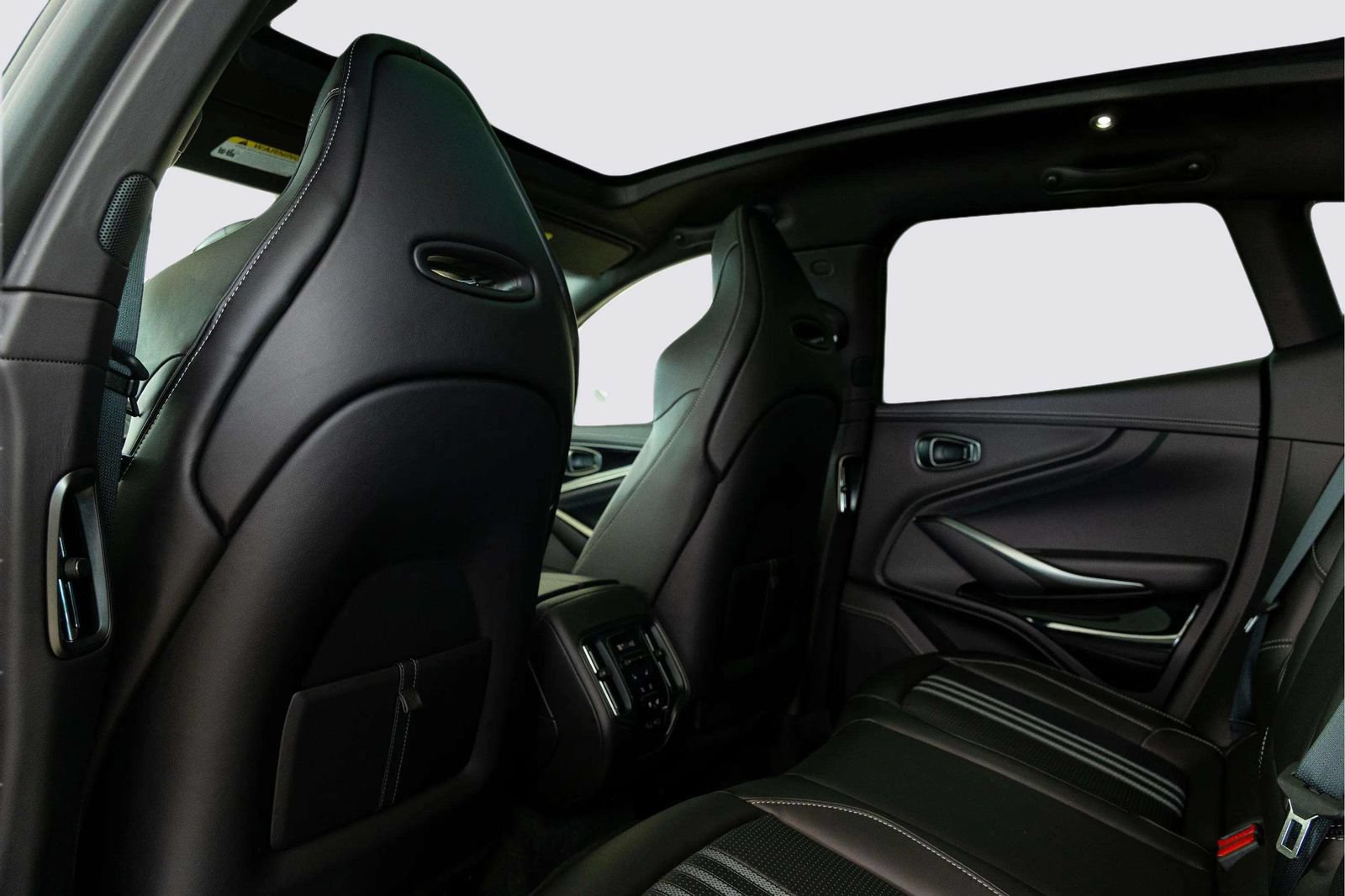 New 2026 Aston Martin DBX 707 AWD/4WD image 36