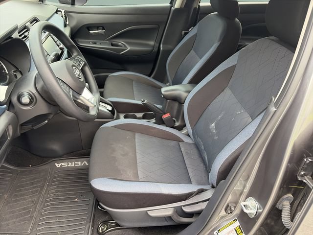 Used 2024 Nissan Versa SV w/ Trunk Package FWD image 15