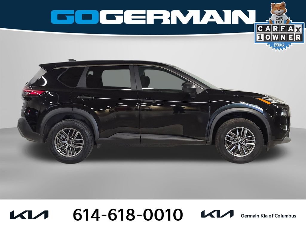 Used 2023 Nissan Rogue S AWD/4WD image 6