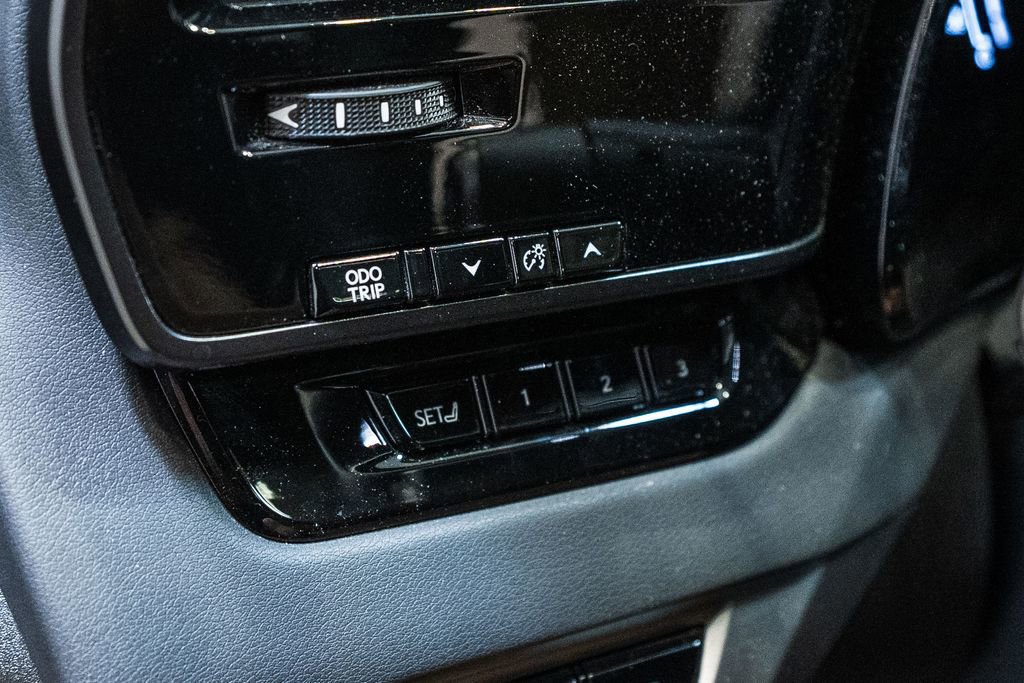 Used 2024 Lexus RX 350 Premium Plus w/ Convenience Package image 17