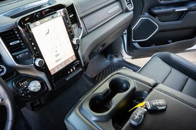 Used 2025 RAM 1500 Laramie image 29