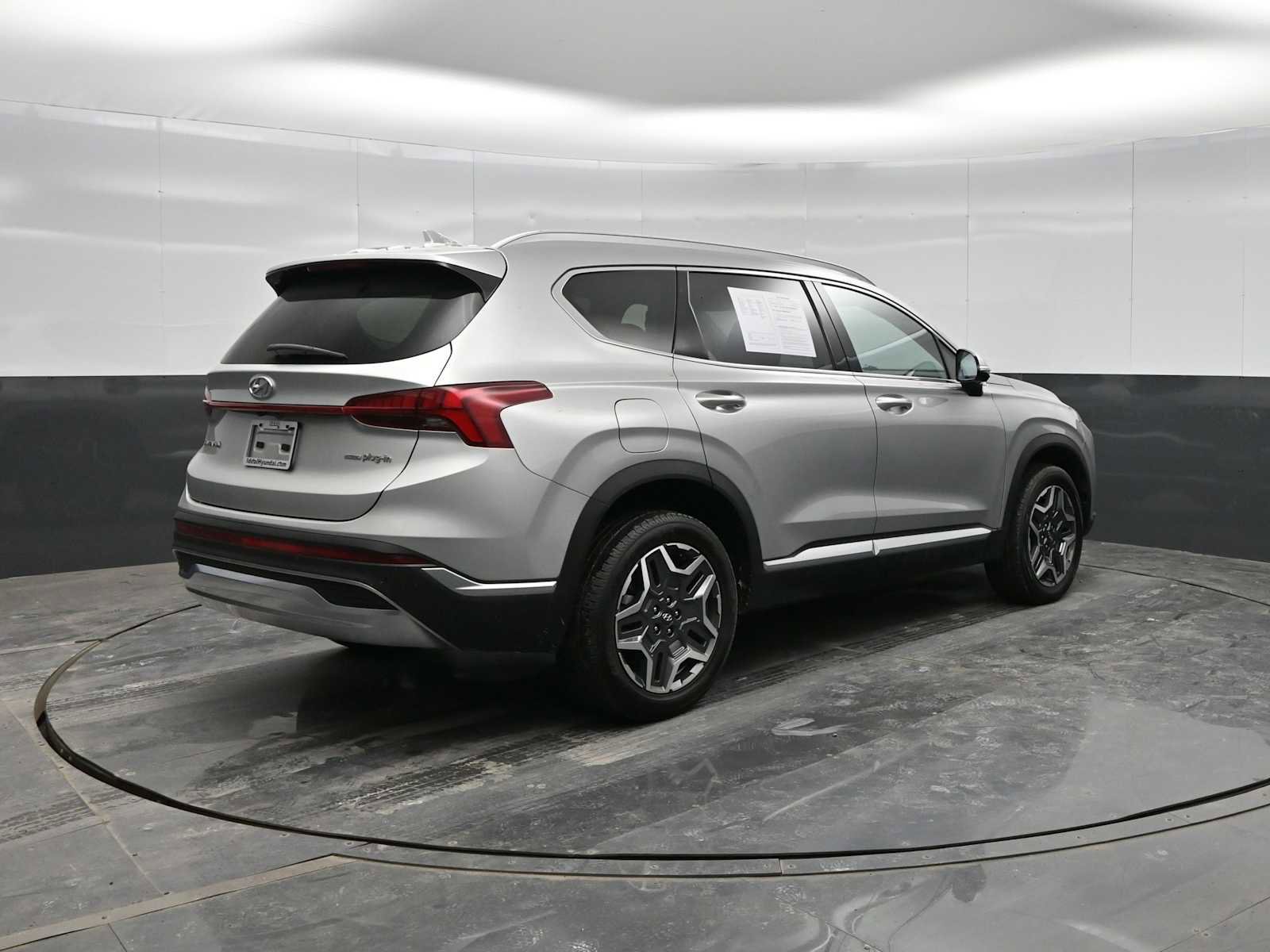 Used 2023 Hyundai Santa Fe Limited image 11