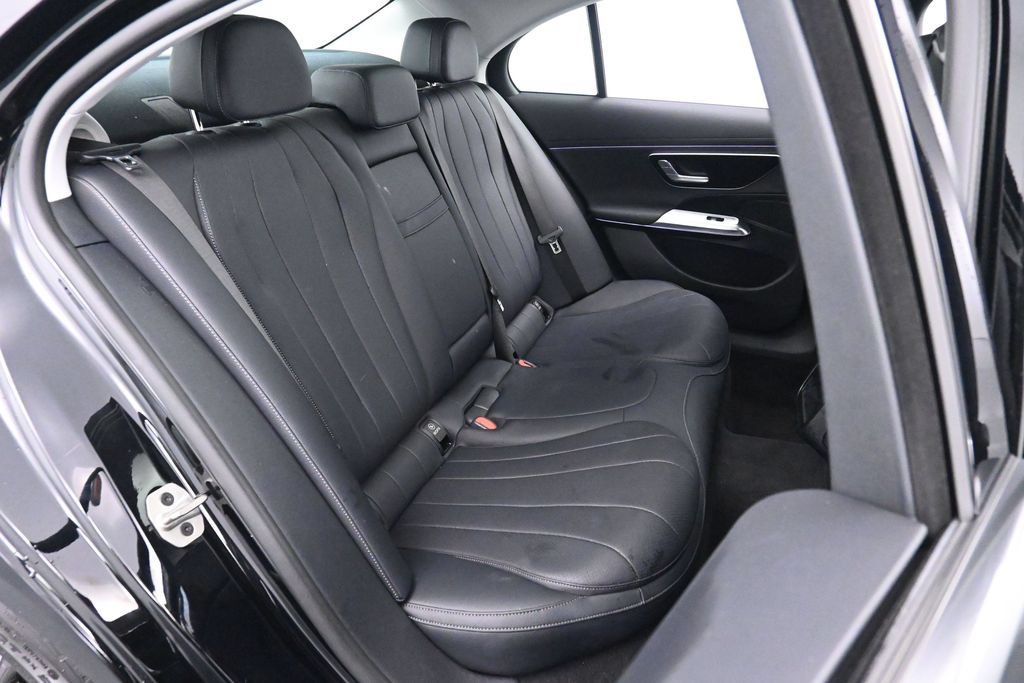 Used 2025 Mercedes-Benz E 350 Sedan image 18