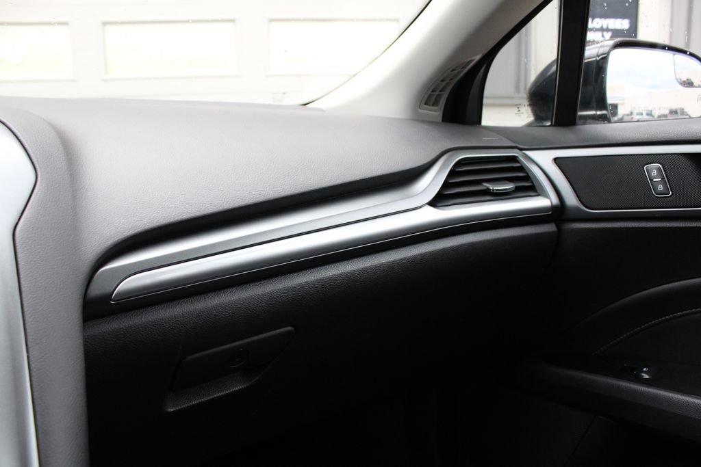 Used 2014 Ford Fusion Titanium AWD/4WD image 20