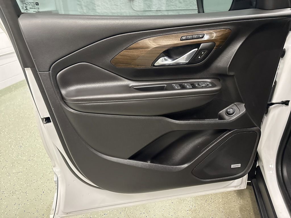 Used 2019 GMC Terrain Denali image 11