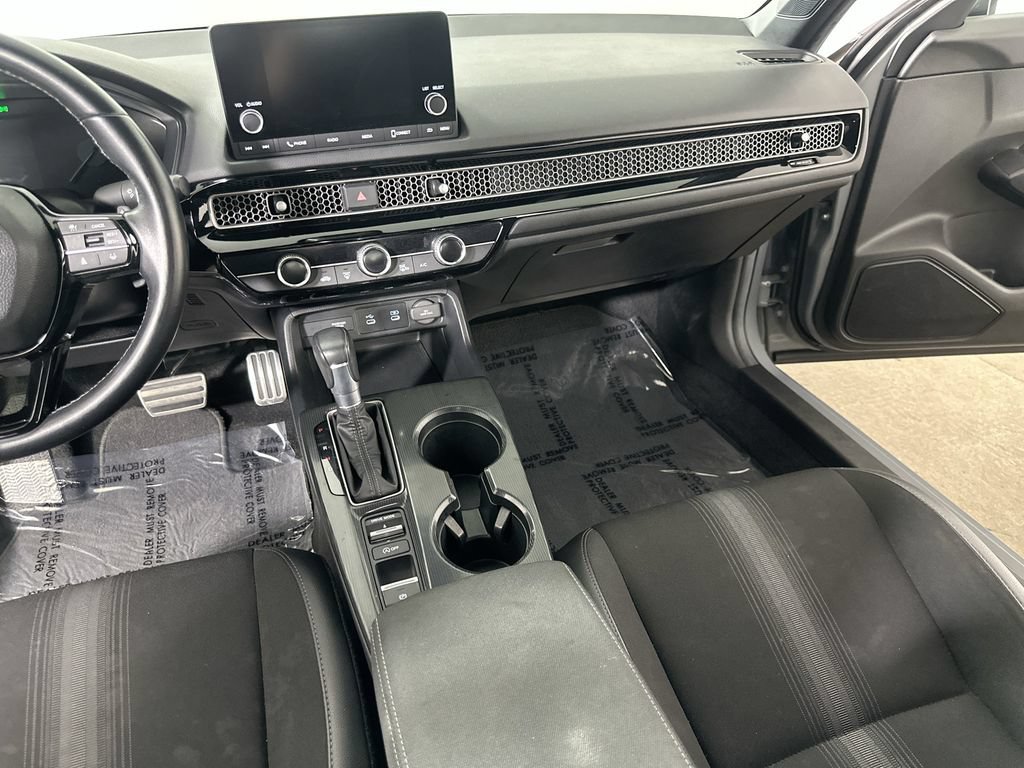 Used 2025 Honda Civic Sport image 19