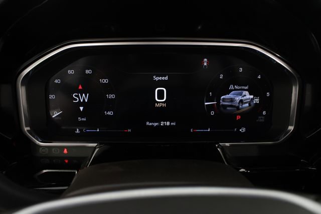 New 2026 GMC Sierra 1500 SLT image 12